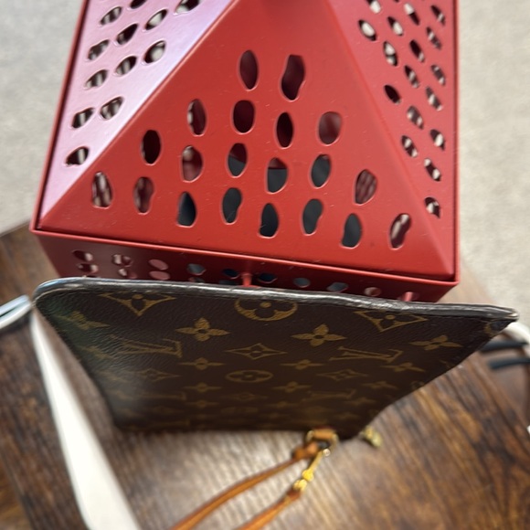 LV Monogram Neverful MM GM Pochette Pivoine | Tan Interior - Picture 15 of 16